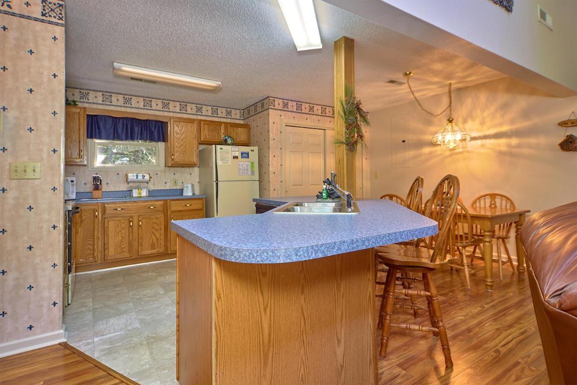 Mountain Hideaway Villa Gatlinburg Exterior photo